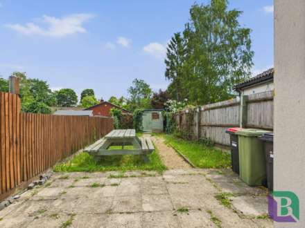Wood Street, Woburn Sands, Image 6