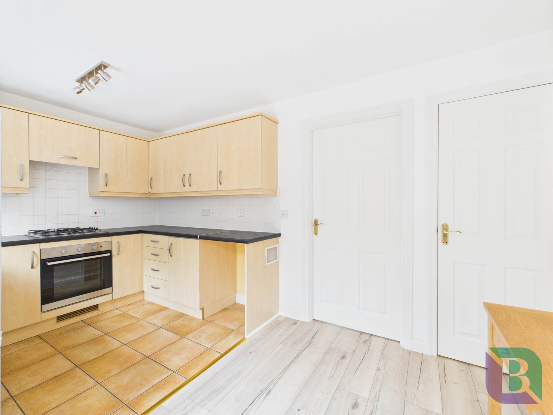 Turnpike Court, Woburn Sands, Image 5