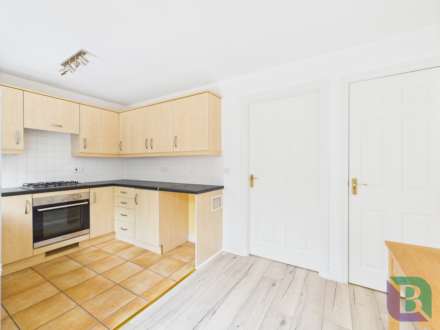 Turnpike Court, Woburn Sands, Image 5