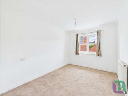 Turnpike Court, Woburn Sands, Image 8