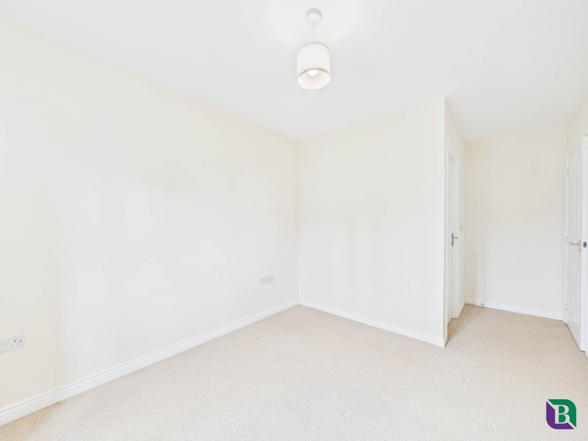 Fletton Dell, Woburn Sands, Image 11