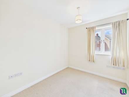 Fletton Dell, Woburn Sands, Image 12