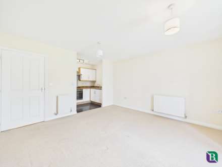 Fletton Dell, Woburn Sands, Image 4