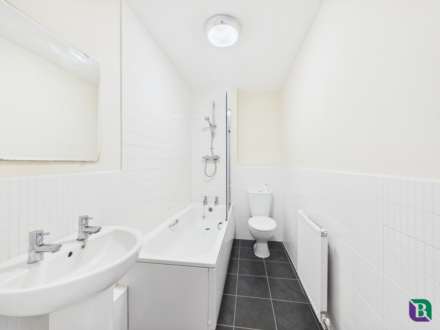 Fletton Dell, Woburn Sands, Image 7