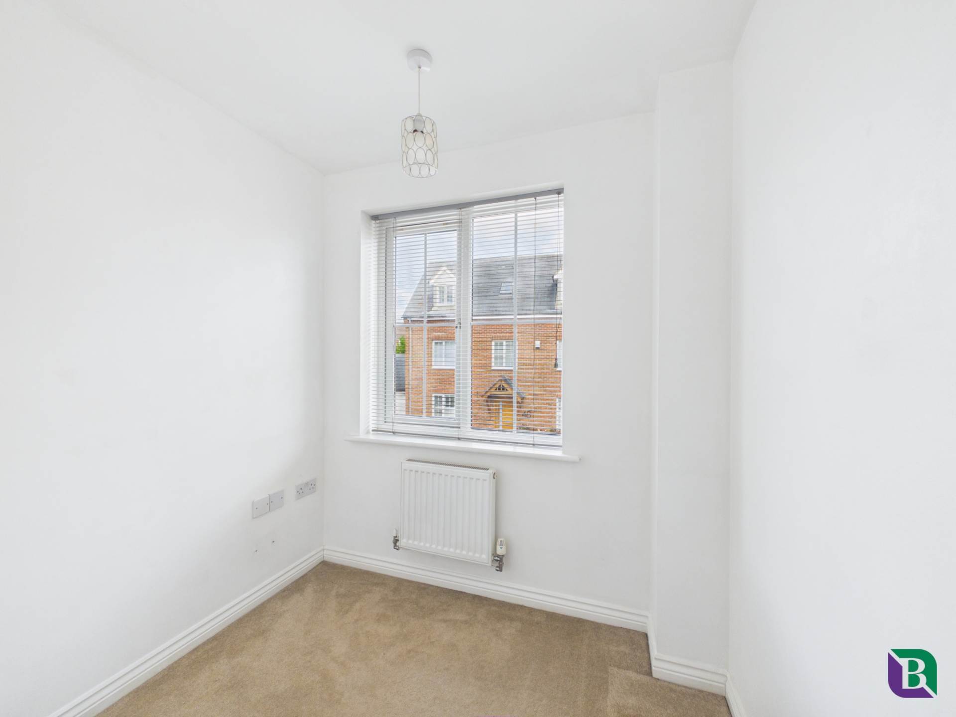 Cable Crescent, Woburn Sands, Image 12