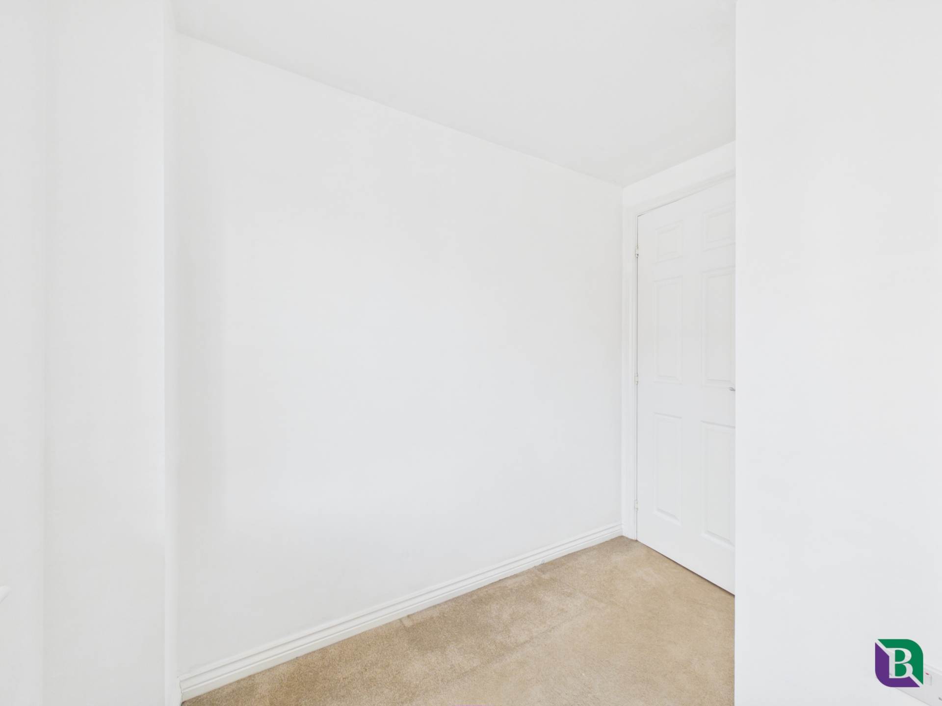 Cable Crescent, Woburn Sands, Image 13