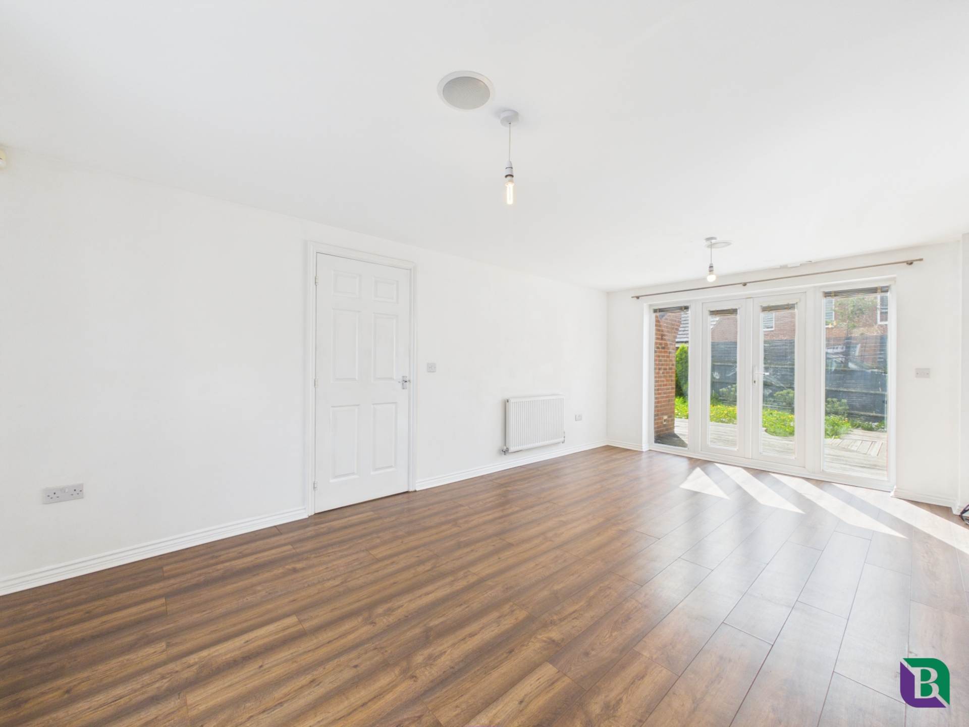 Cable Crescent, Woburn Sands, Image 4