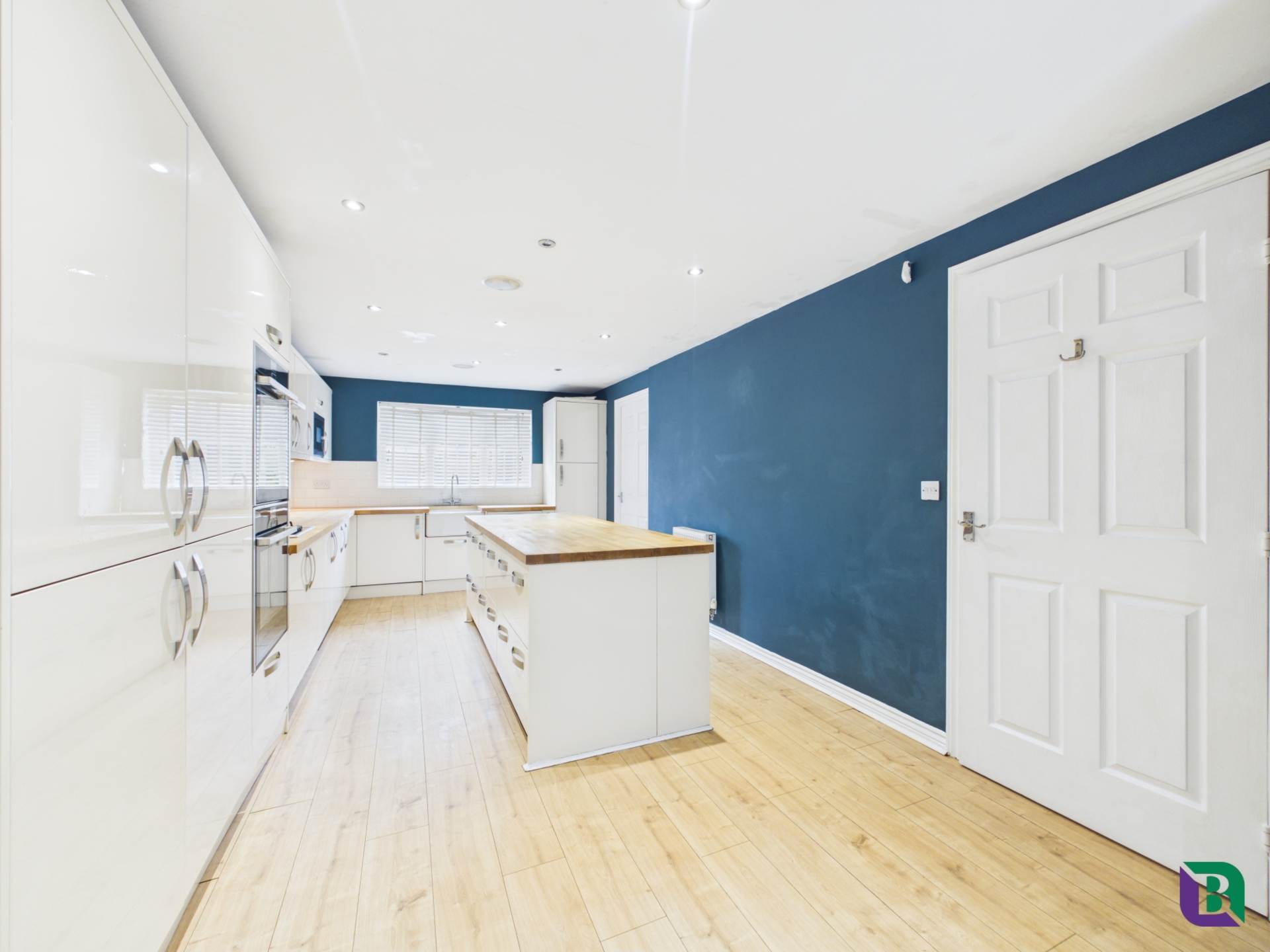 Cable Crescent, Woburn Sands, Image 5