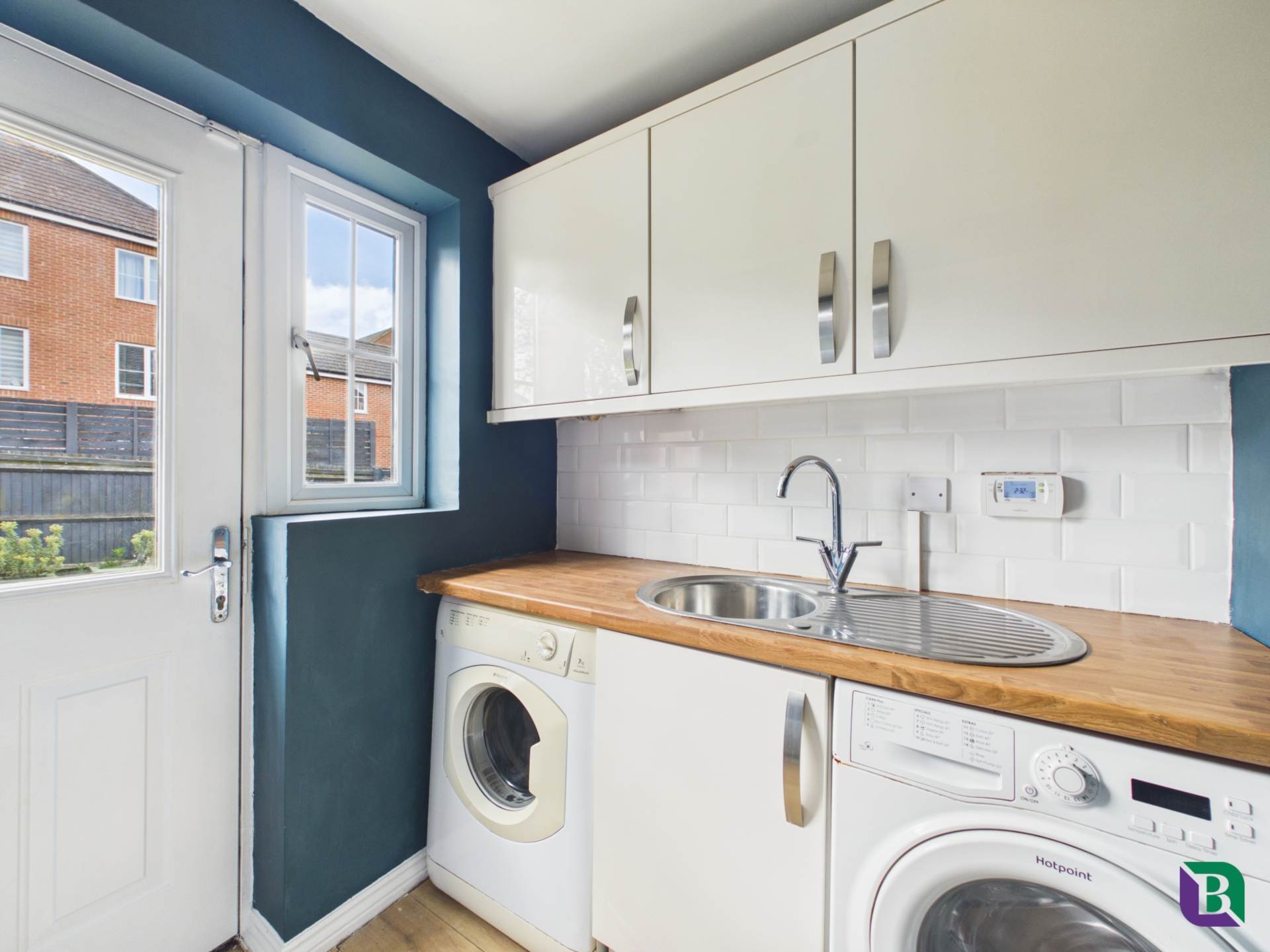 Cable Crescent, Woburn Sands, Image 7