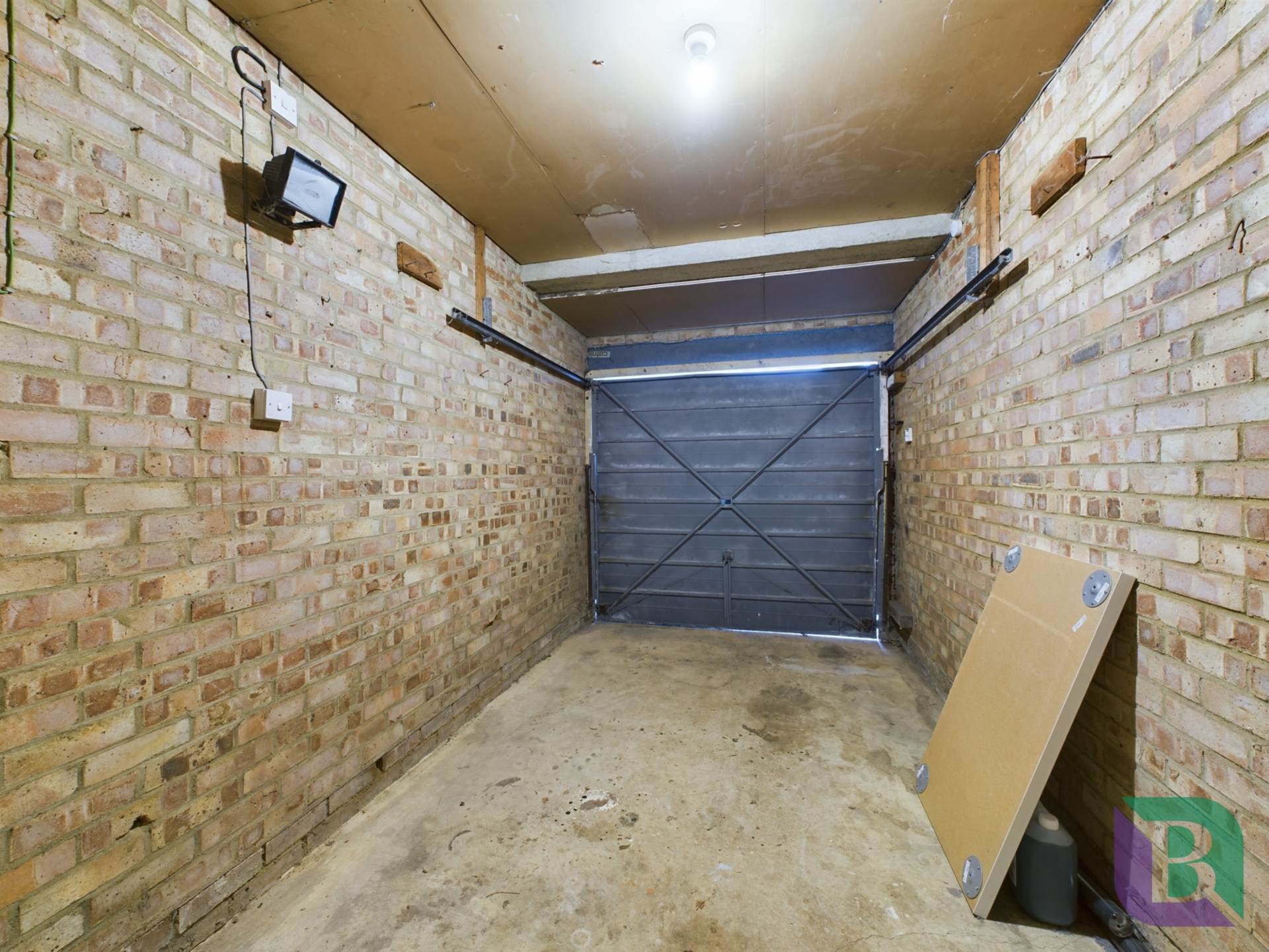 Tidbury Close, Woburn Sands, Image 22