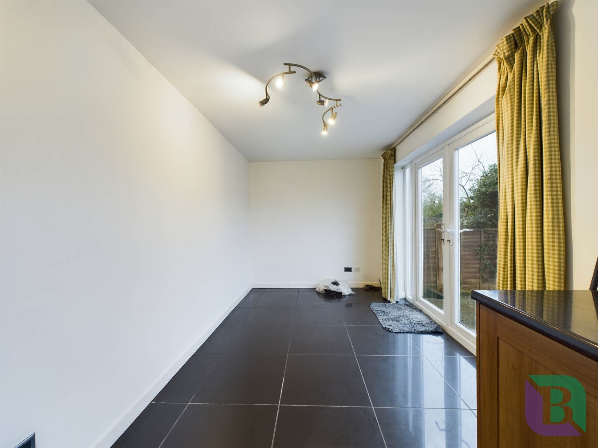 Tidbury Close, Woburn Sands, Image 5