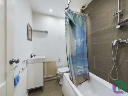 Tidbury Close, Woburn Sands, Image 10