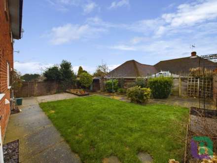 Tidbury Close, Woburn Sands, Image 16