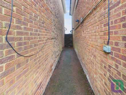Tidbury Close, Woburn Sands, Image 21