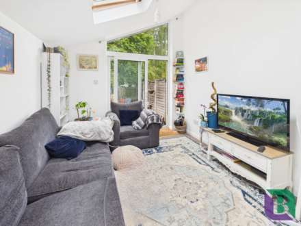 Chapel Street, Woburn Sands, Image 7