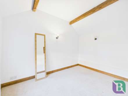 Rawlings Court, Woburn, Image 10