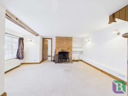 Rawlings Court, Woburn, Image 7