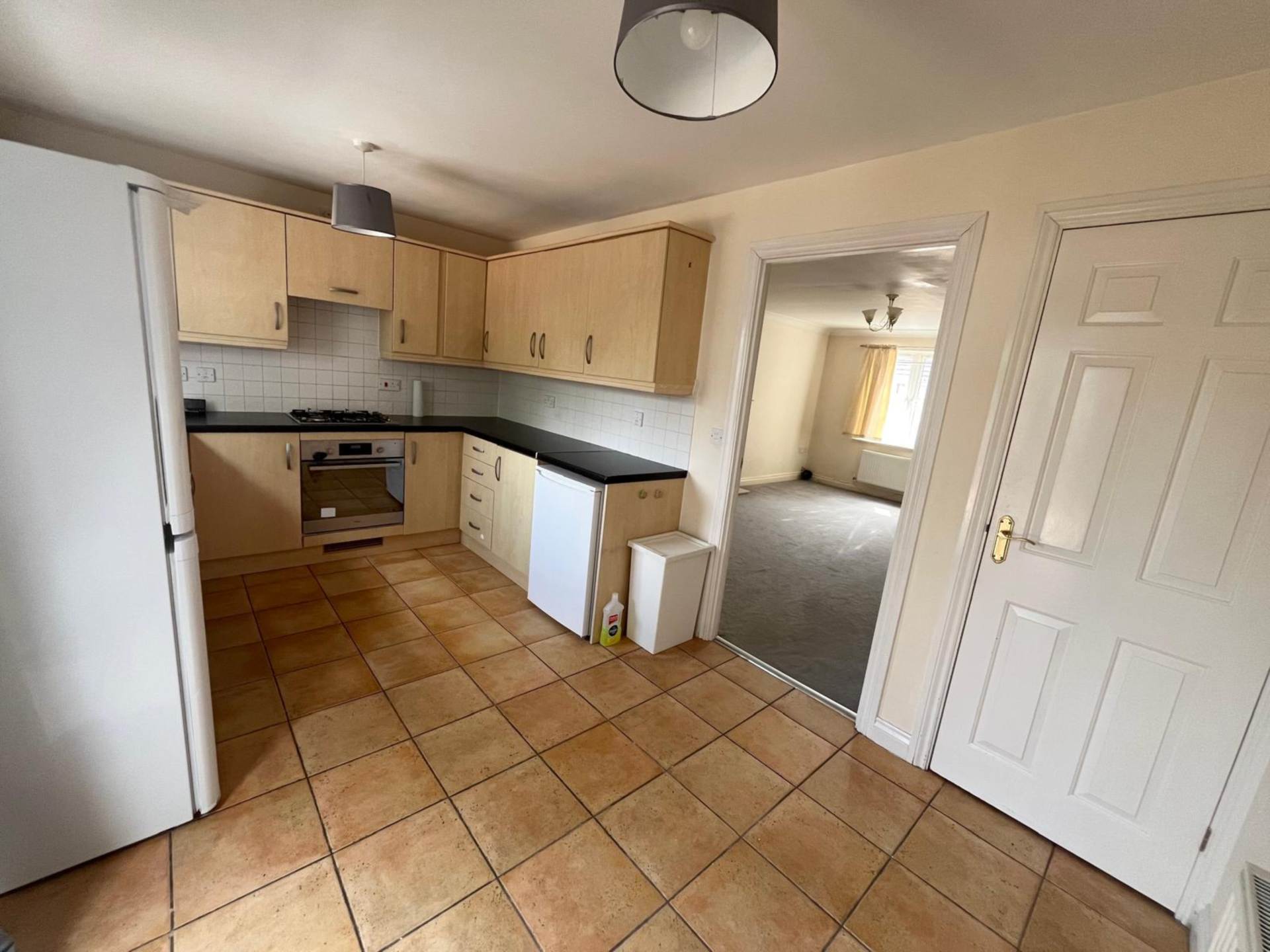 Turnpike Court, Woburn Sands, Image 5