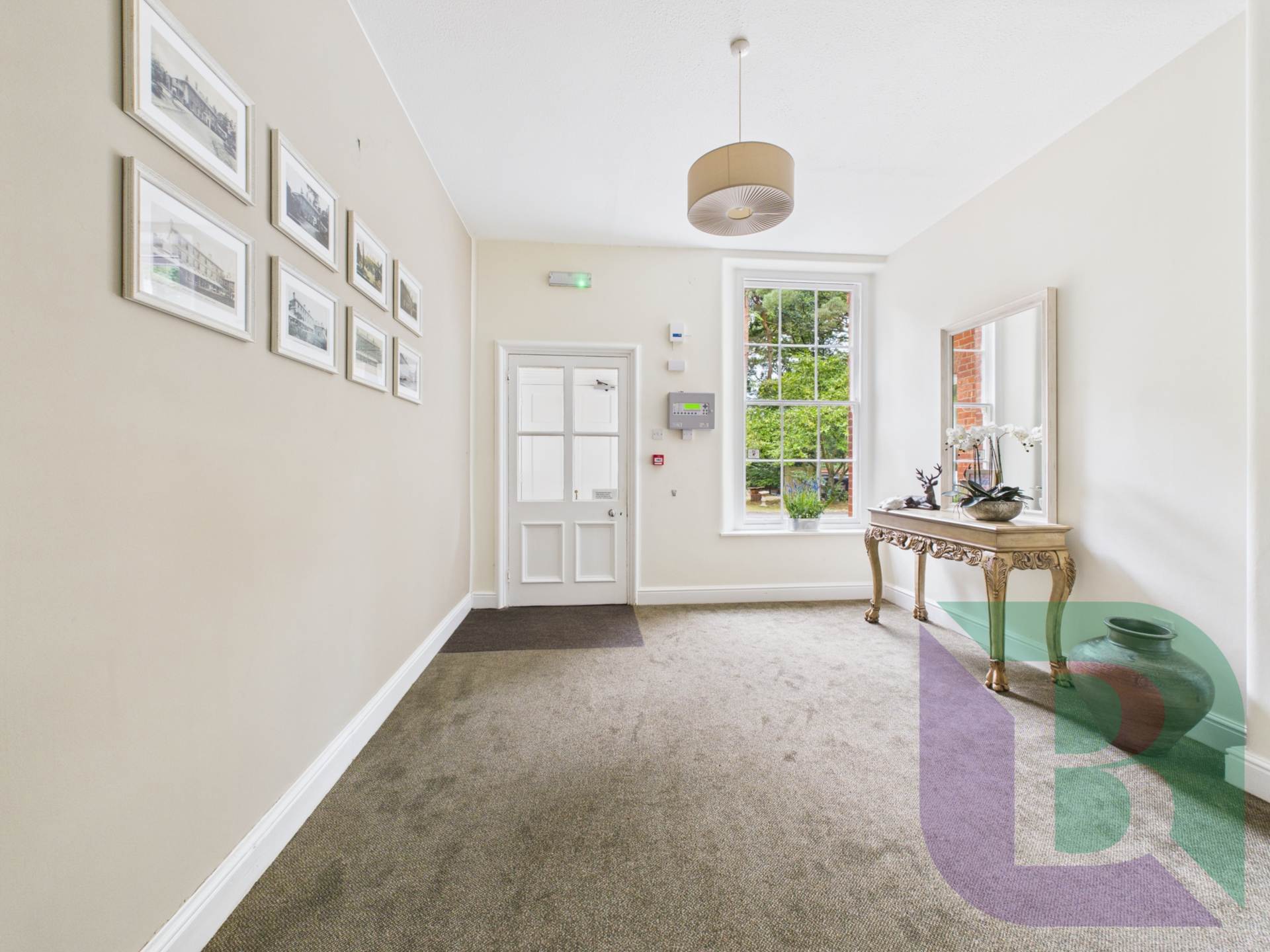 Daneswood, Aspley Heath, Image 14