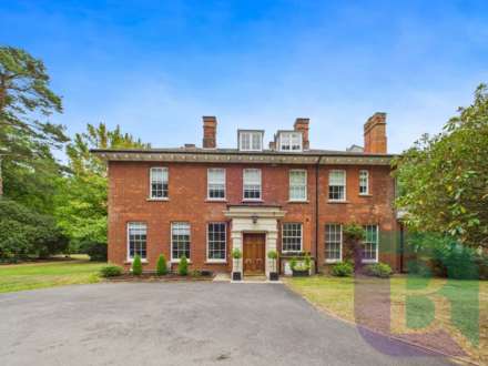 Daneswood, Aspley Heath, Image 15