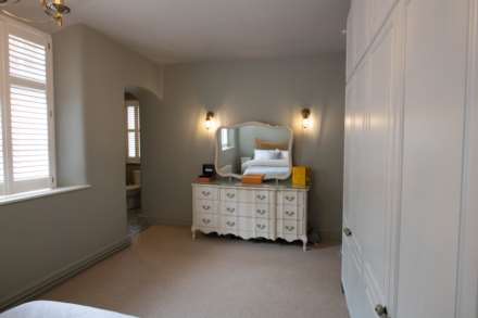 Daneswood, Aspley Heath, Image 8
