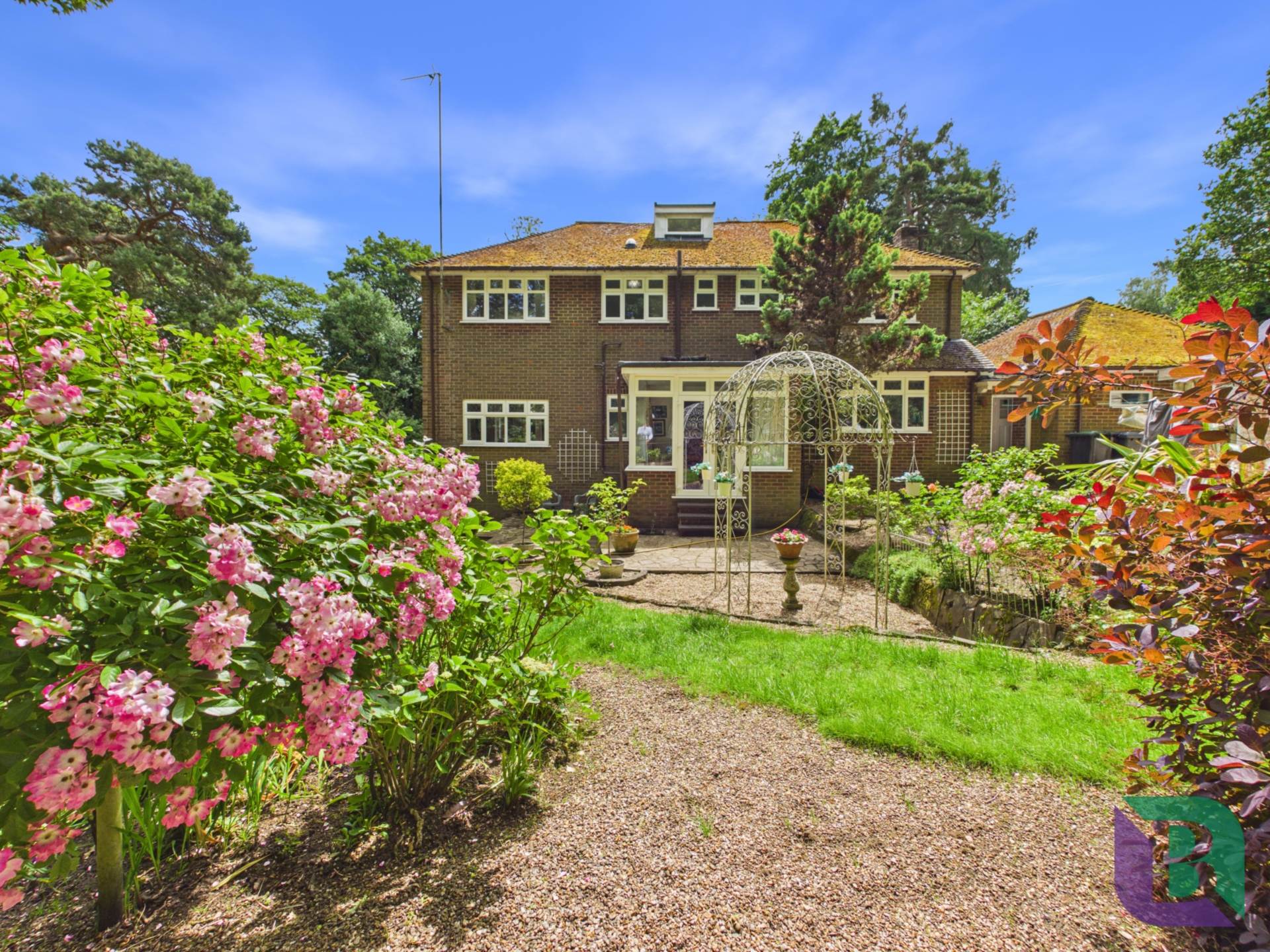 Silverbirches Lane, Aspley Heath, Image 22