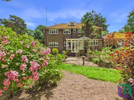 Silverbirches Lane, Aspley Heath, Image 22