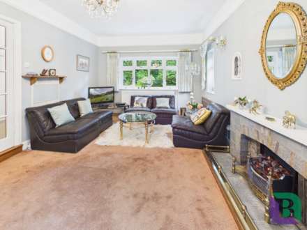 Silverbirches Lane, Aspley Heath, Image 9