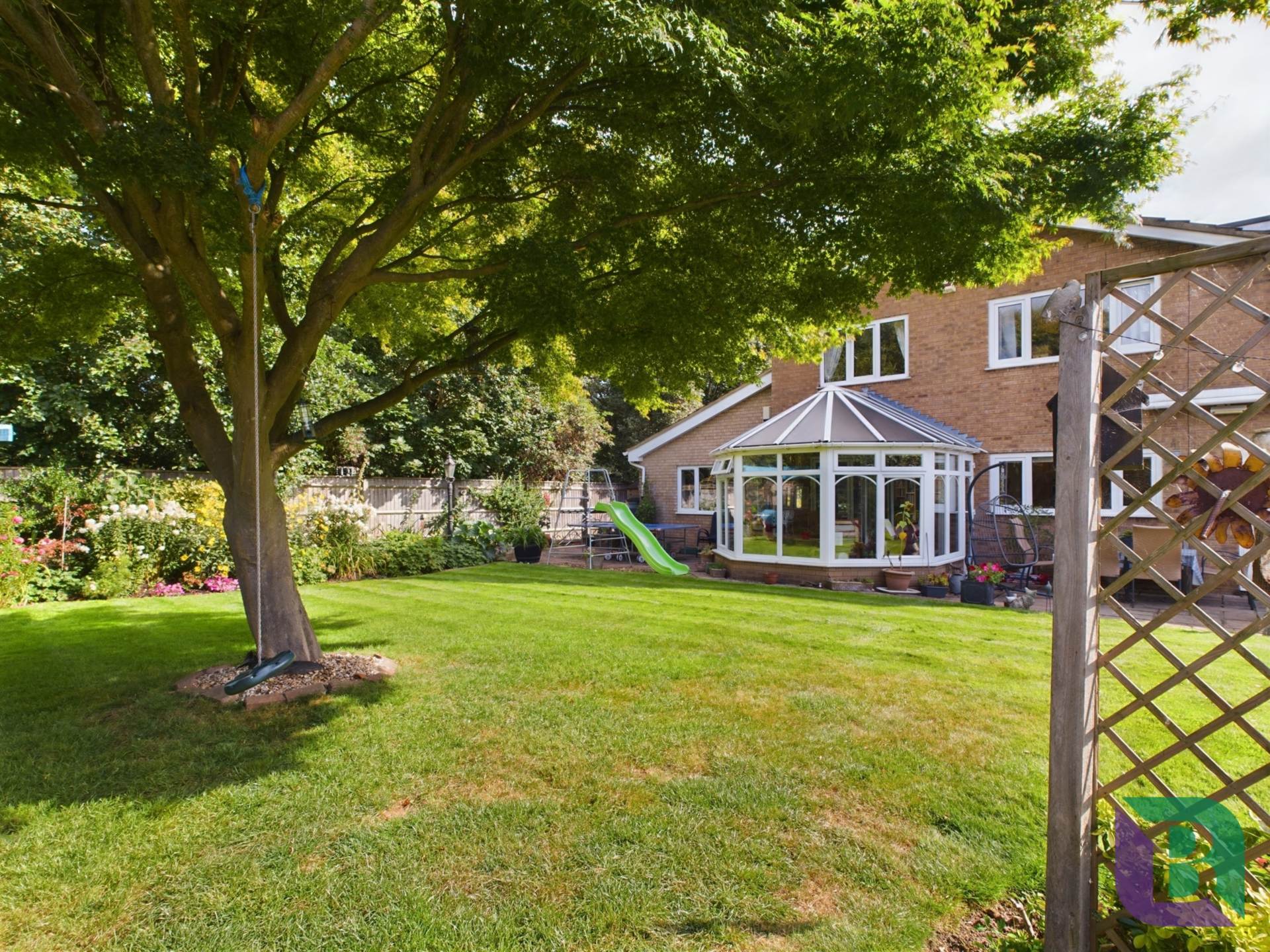 Foxton, Woughton Park, Image 3