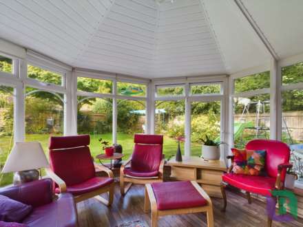 Foxton, Woughton Park, Image 11