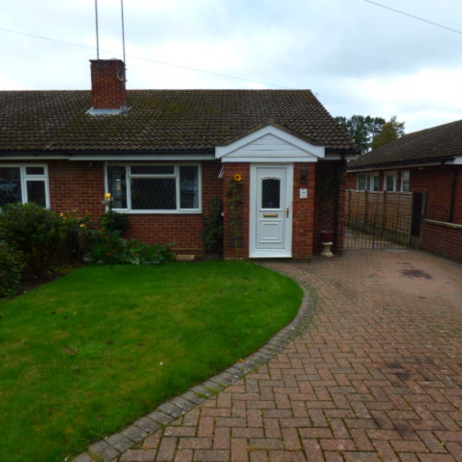 Elm Grove, Woburn Sands, Image 1