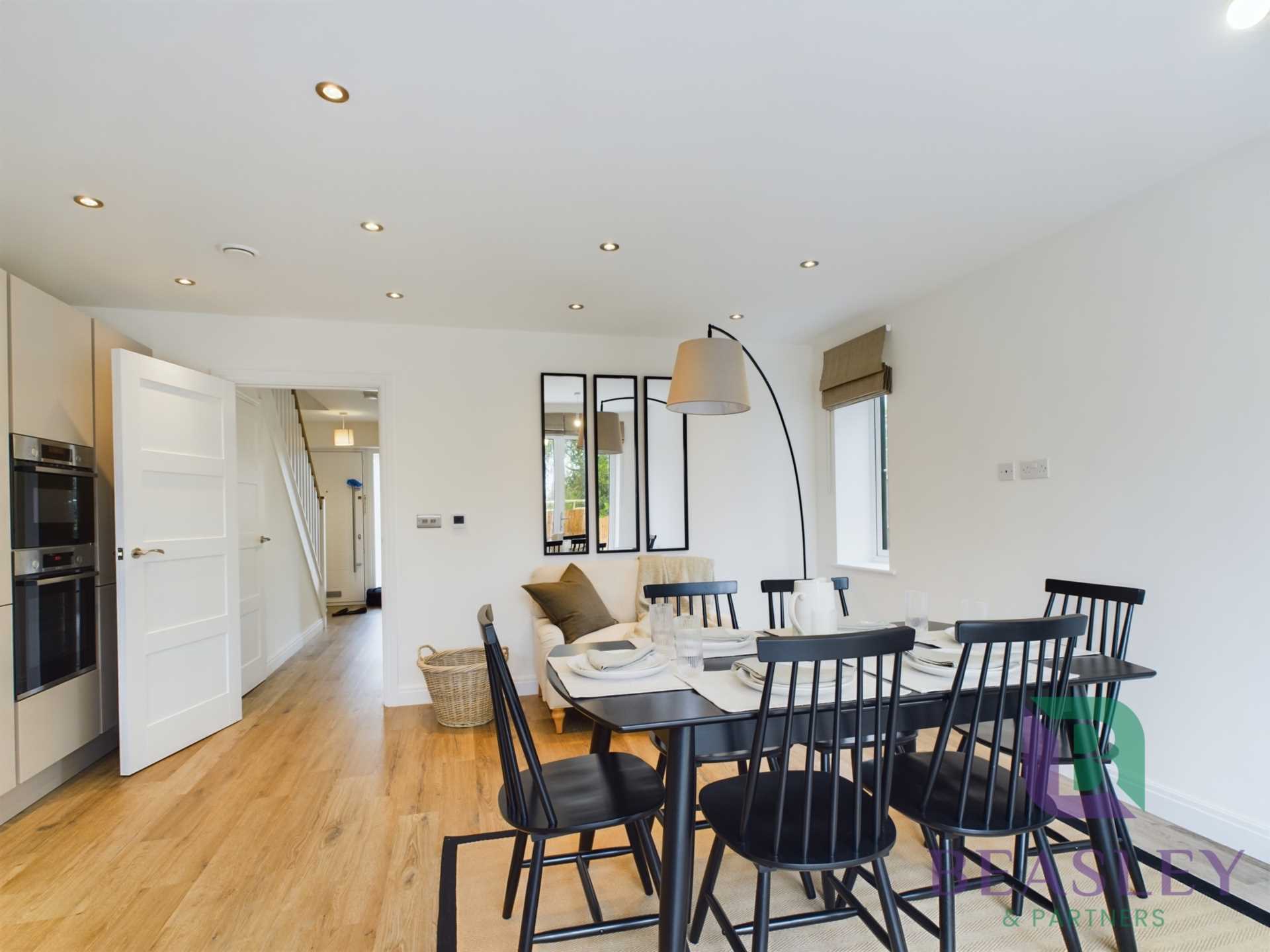 Station Road, Bow Brickhill, Milton Keynes, Image 4