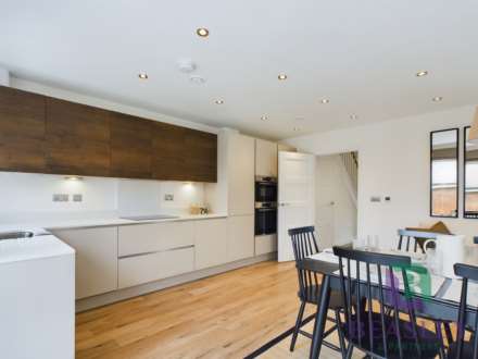 Station Road, Bow Brickhill, Milton Keynes, Image 5