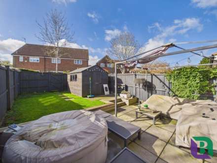 Drakeloe Close, Woburn, Image 12