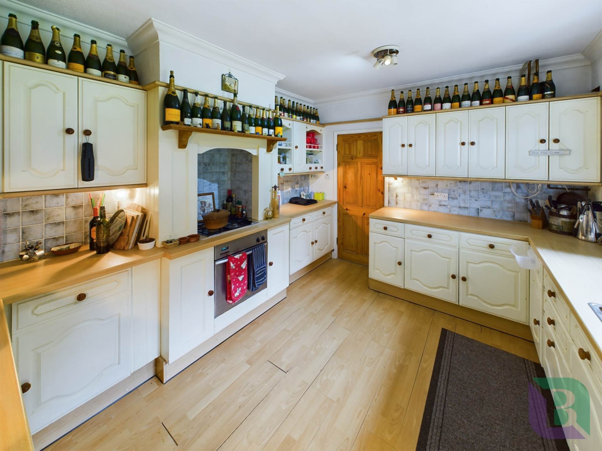 Hardwick Road, Woburn Sands, Image 2