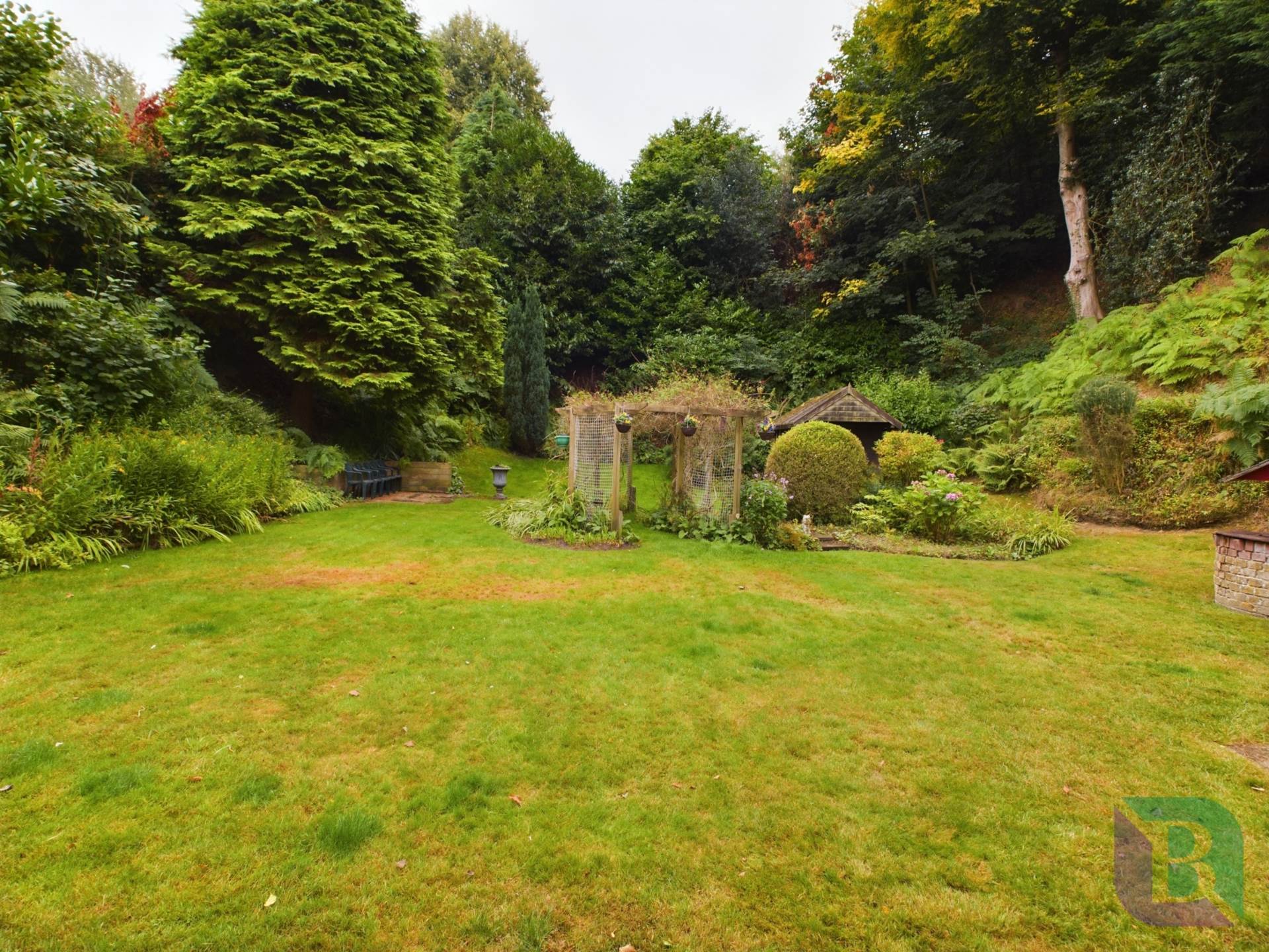 Hardwick Road, Woburn Sands, Image 4
