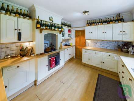 Hardwick Road, Woburn Sands, Image 2