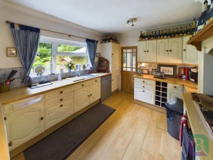 Hardwick Road, Woburn Sands, Image 5