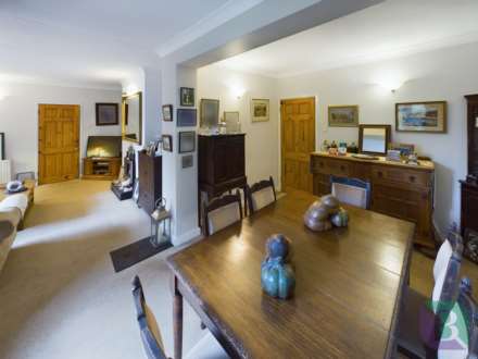 Hardwick Road, Woburn Sands, Image 6