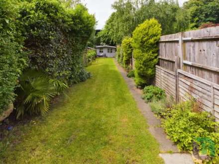 Chapel Street, Woburn Sands, Image 3