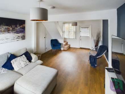 Hardwick Road, Woburn Sands, Image 3