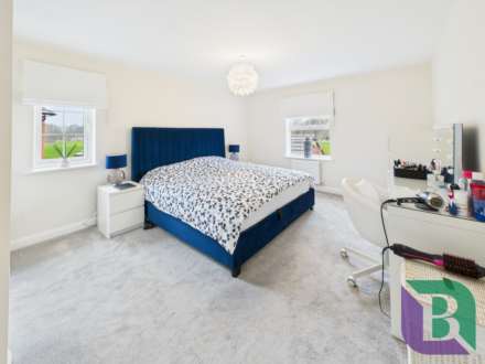 Read Loke, Eaton Leys, Image 10