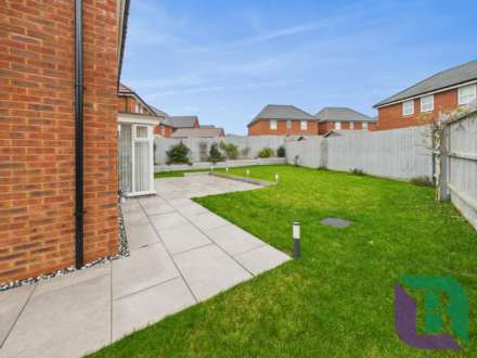 Read Loke, Eaton Leys, Image 18