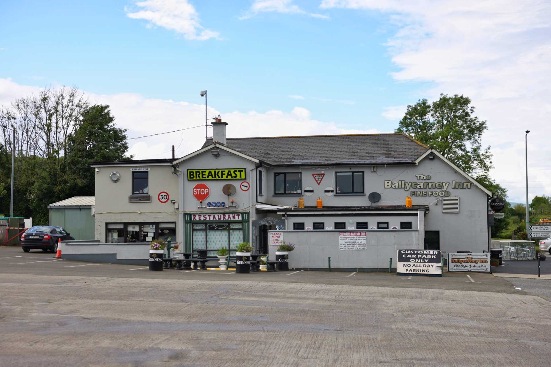 The Ballycarney Inn, Y21 VX03