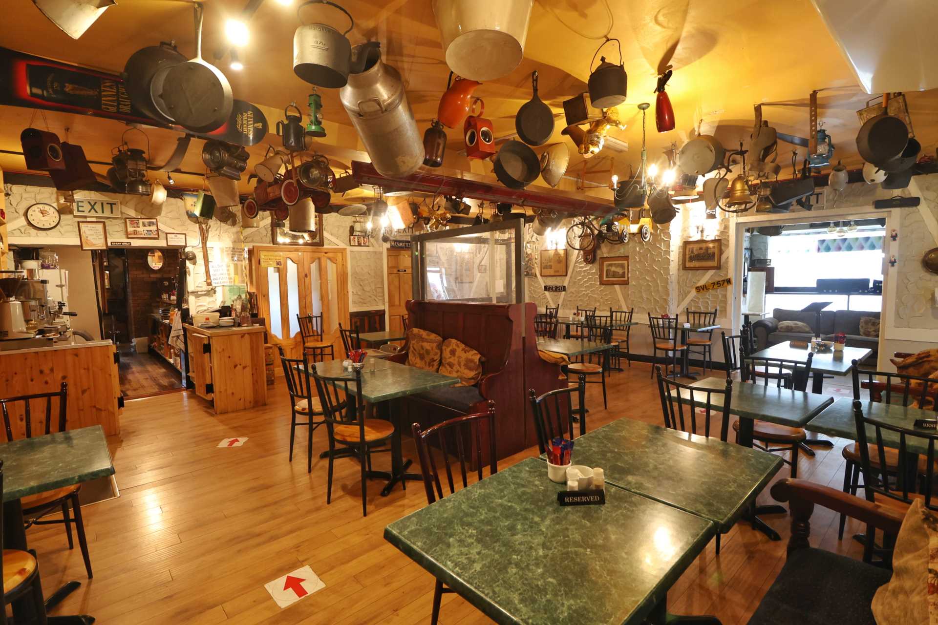 The Ballycarney Inn, Y21 VX03