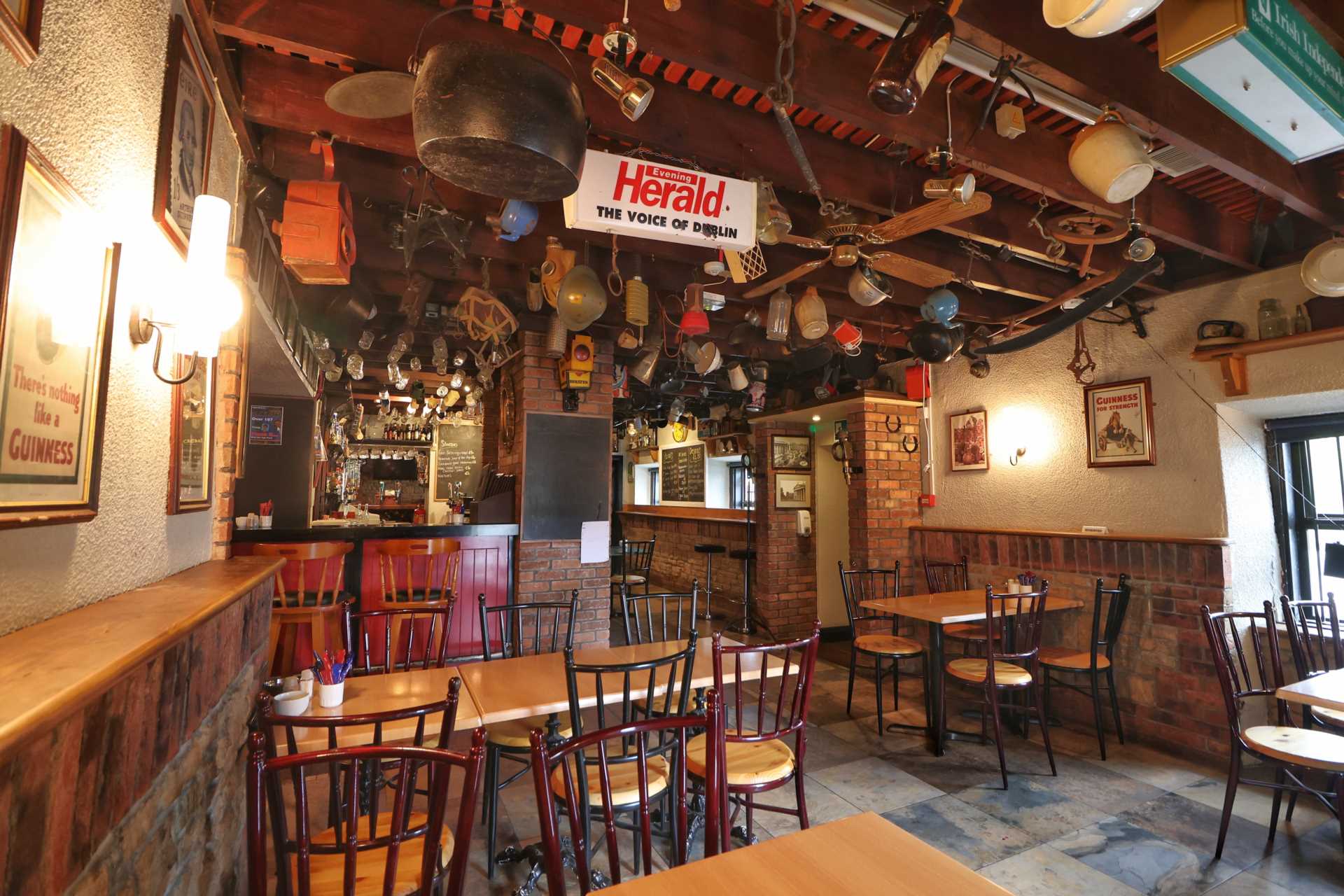 The Ballycarney Inn, Y21 VX03