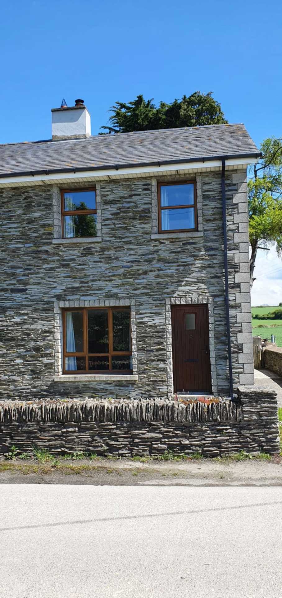 The Brambles, Clohamon, Y21 HR40