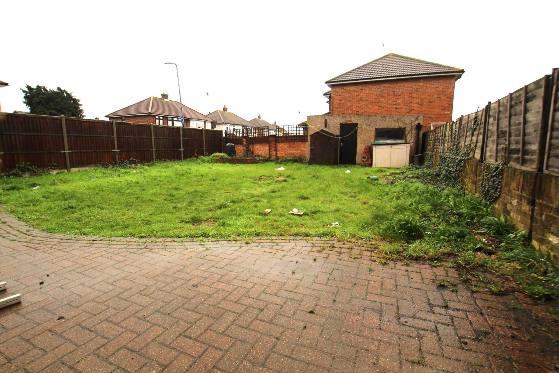 Gray Gardens, South Hornchurch, Image 14