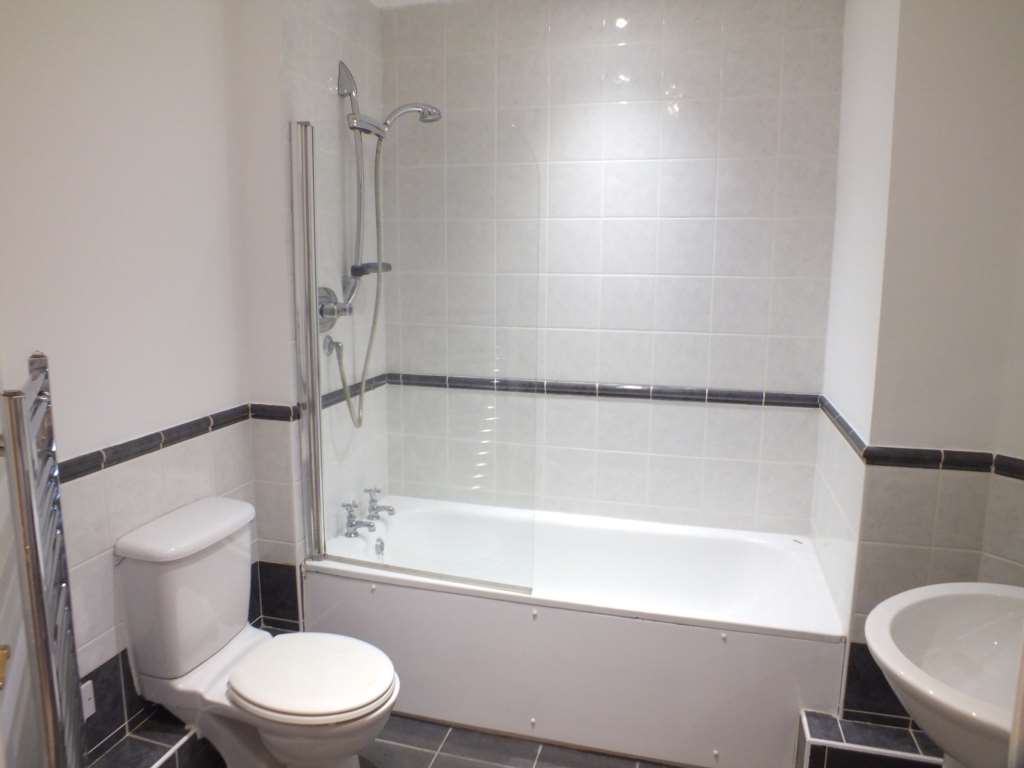 Caversham Place, Image 3
