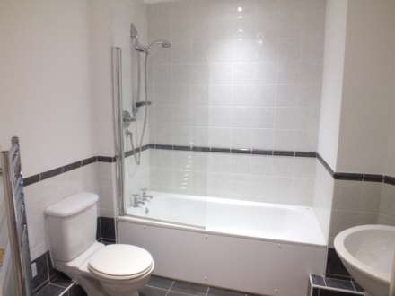 Caversham Place, Image 3